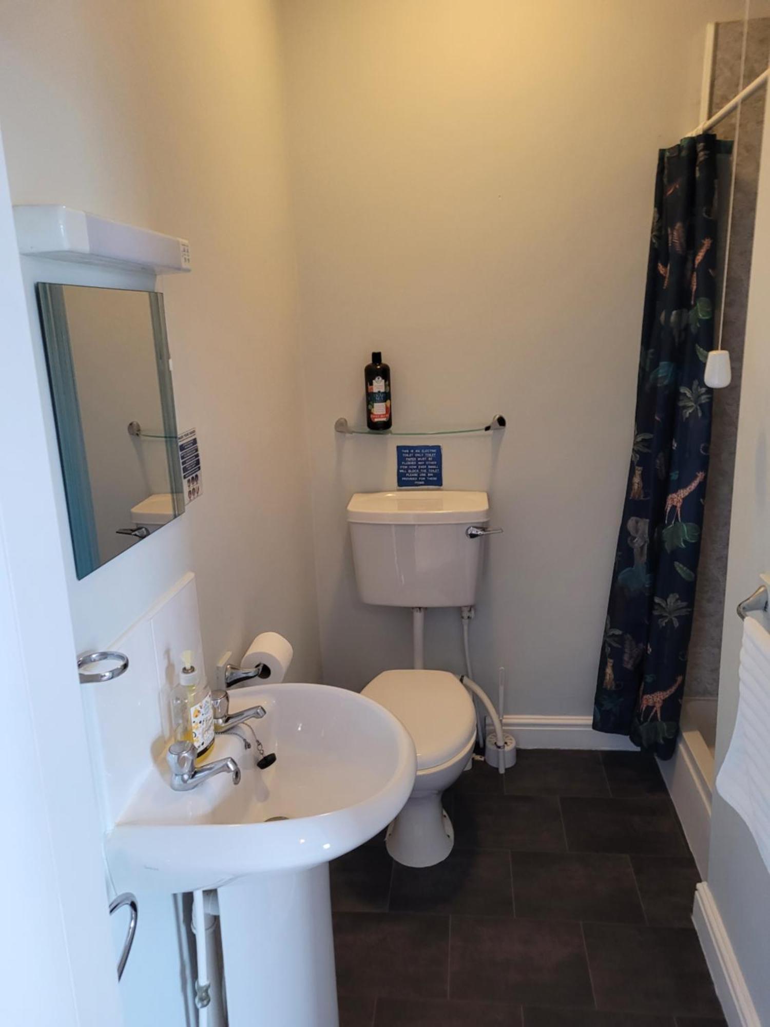 Hotel Amble Harbour Retreats Habitación foto